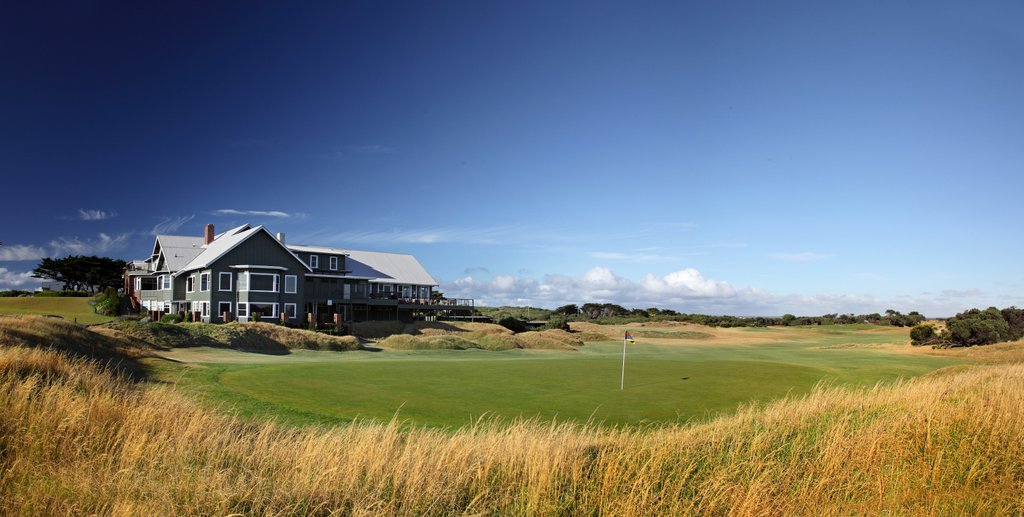 links golf or links like?